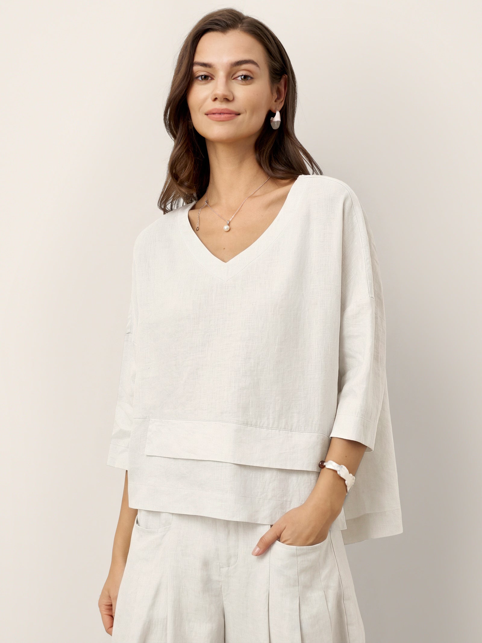 Viola Hørtop Dame – Drop Shoulder med Asymmetrisk Lag-kant