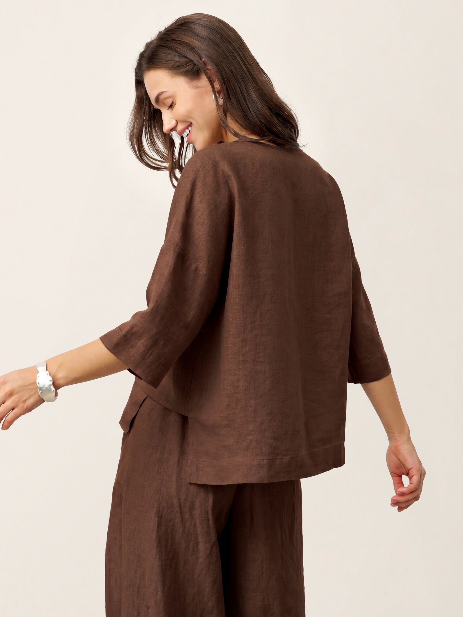 Viola Hørtop Dame – Drop Shoulder med Asymmetrisk Lag-kant