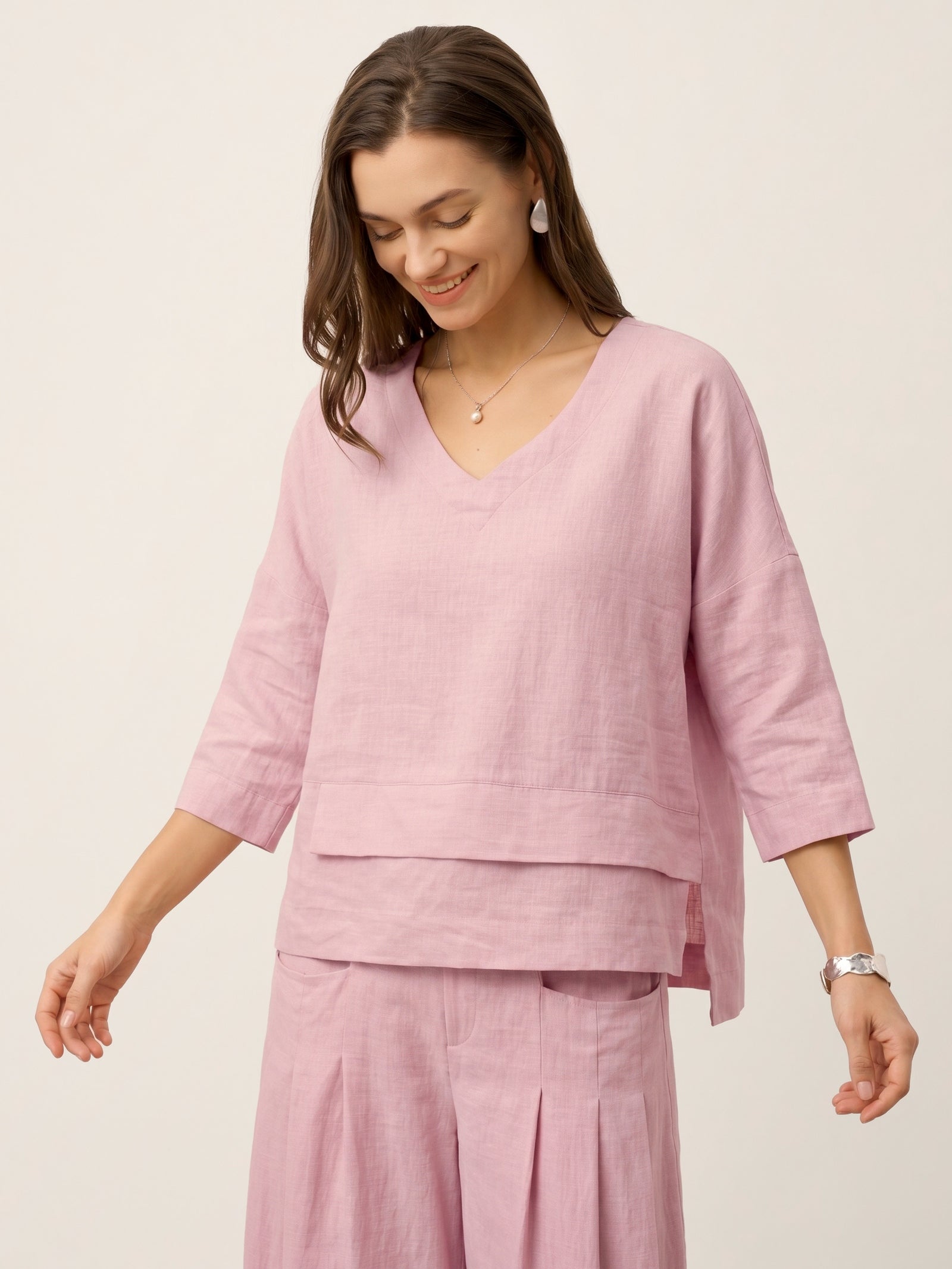 Viola Hørtop Dame – Drop Shoulder med Asymmetrisk Lag-kant