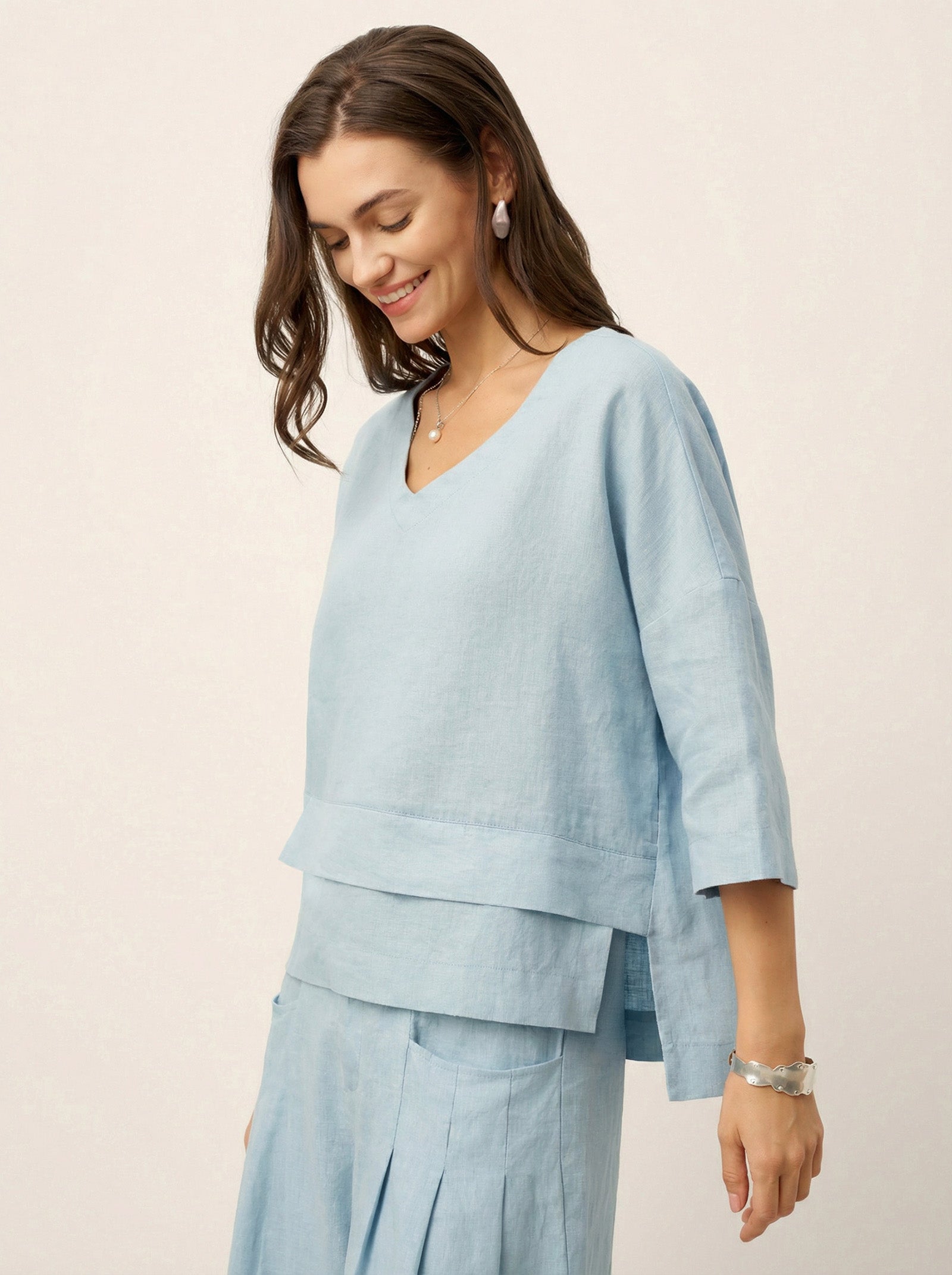 Viola Hørtop Dame – Drop Shoulder med Asymmetrisk Lag-kant