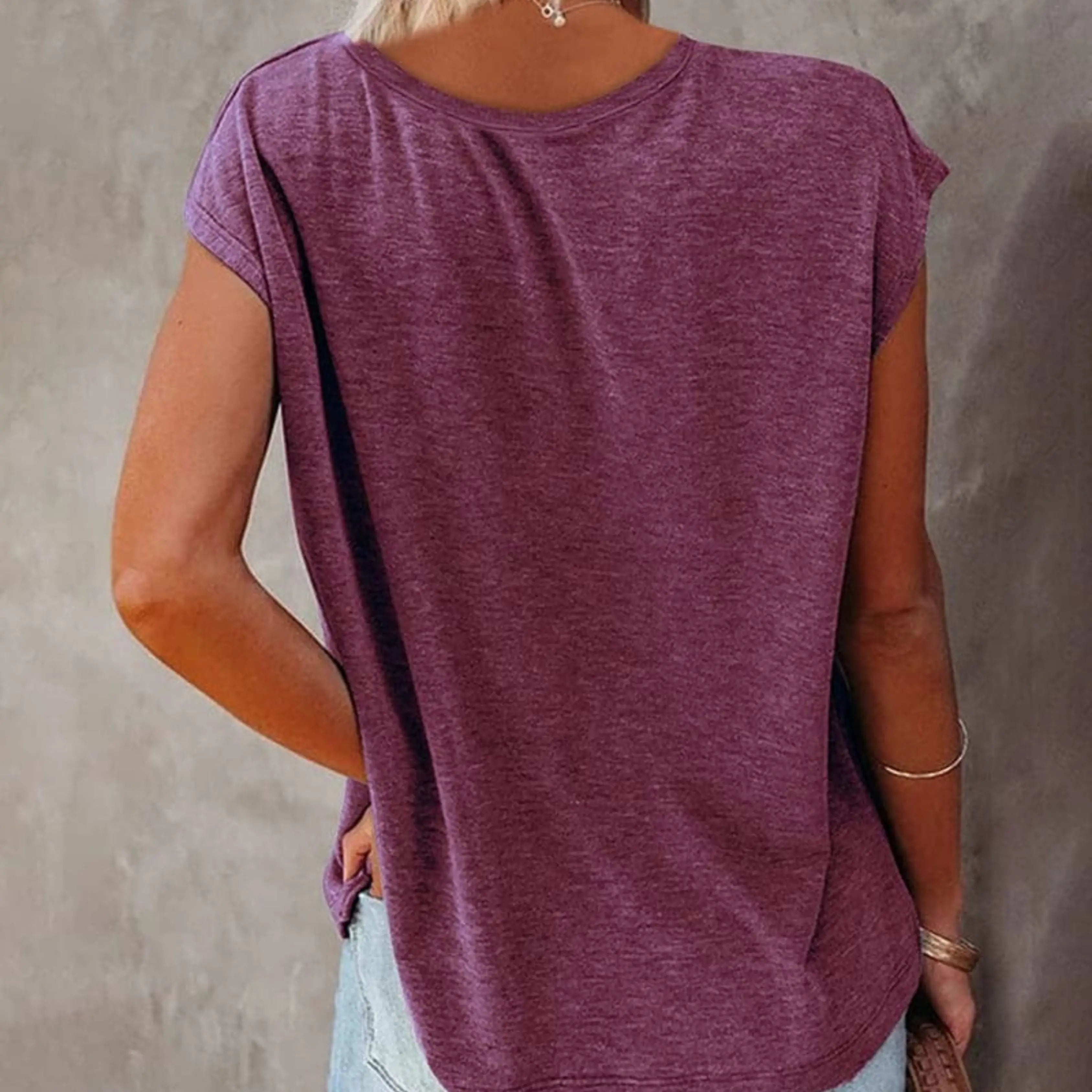 Délia T-shirt Dame i Bomuld – V-hals med Løs Pasform Panorla