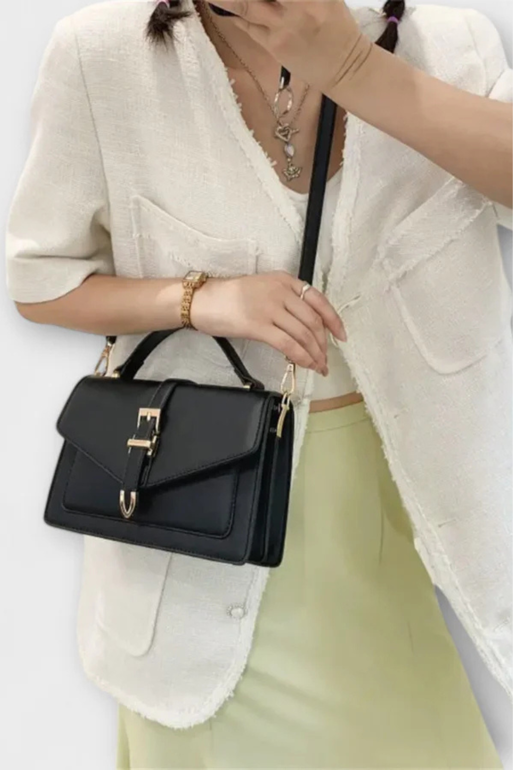 Elegant Crossbody Taske Dame med Struktureret Design & Guldfarvet Spænde for Stilfuld Hverdag 1