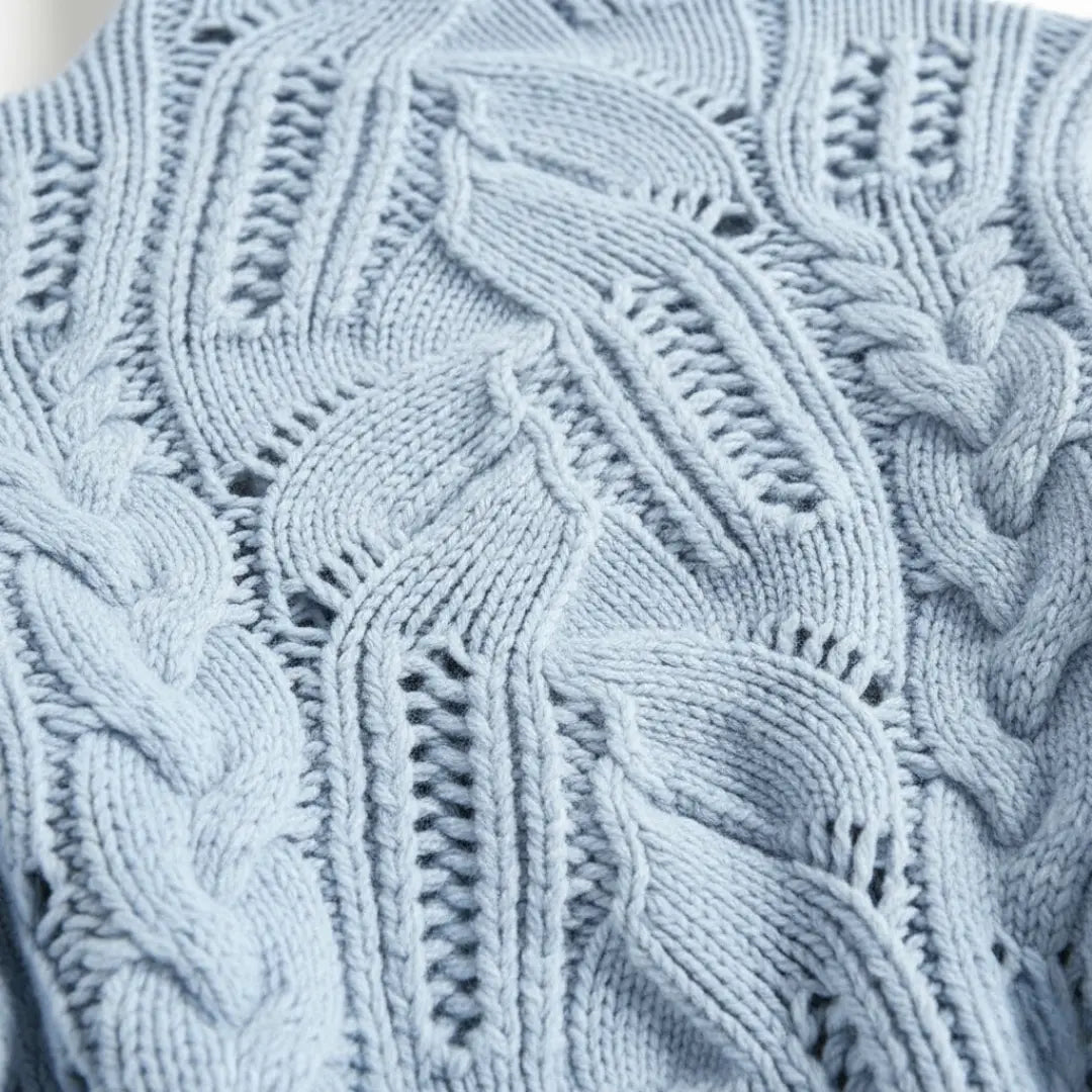 Laura | Sweater Dame – Polyesterstrik, Rullekrave & Blød Varm Komfort