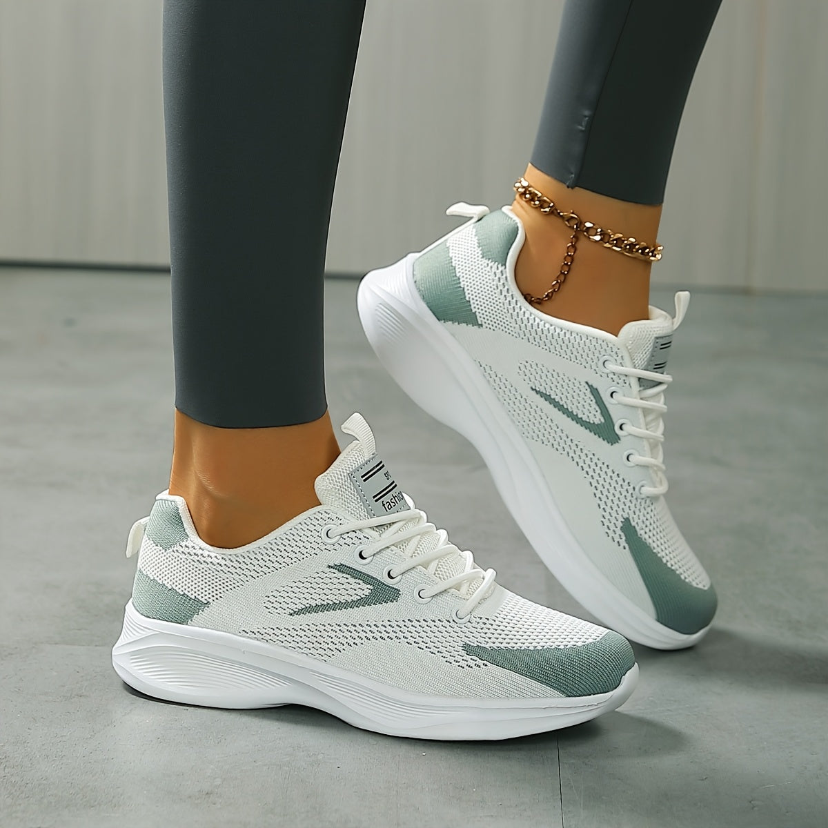 Sneakers Dame – Hvide Bløde Komfort Snøresneakers i Mesh