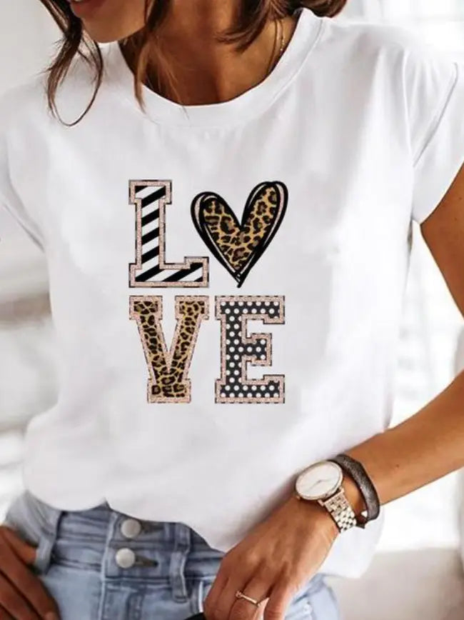 Maja T-shirt Dame med Print – Bomulds Sommer Top med Løs Pasform Panorla