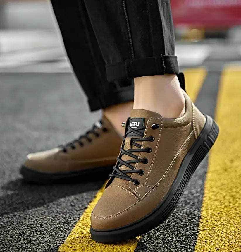 Sikkerhedssko | Vandtætte Slip-on Arbejdssko med Stålkappe | Komfortabel og Skridsikker Løsning til Optimal Beskyttelse 3