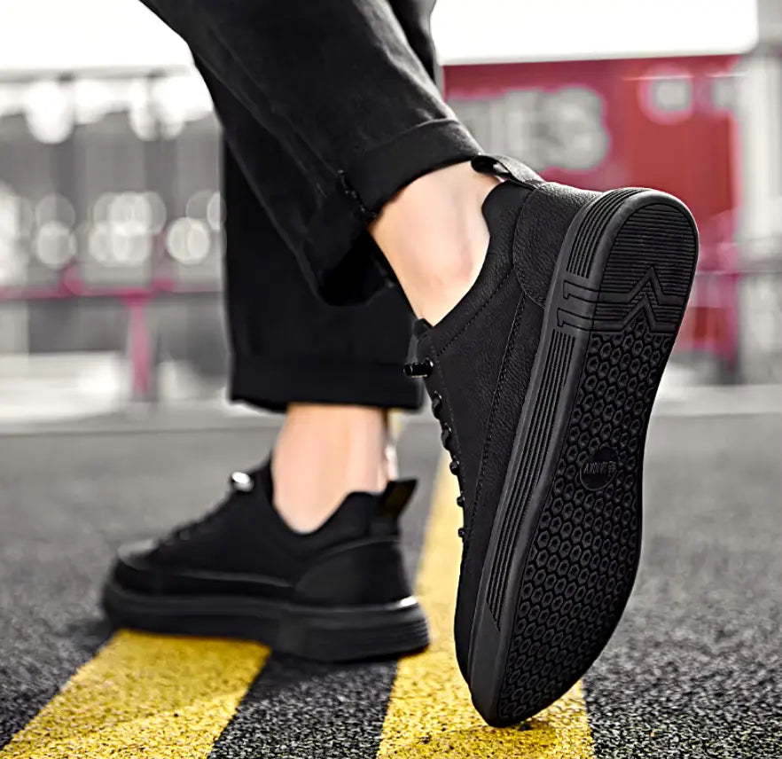 Sikkerhedssko | Vandtætte Slip-on Arbejdssko med Stålkappe | Komfortabel og Skridsikker Løsning til Optimal Beskyttelse 11