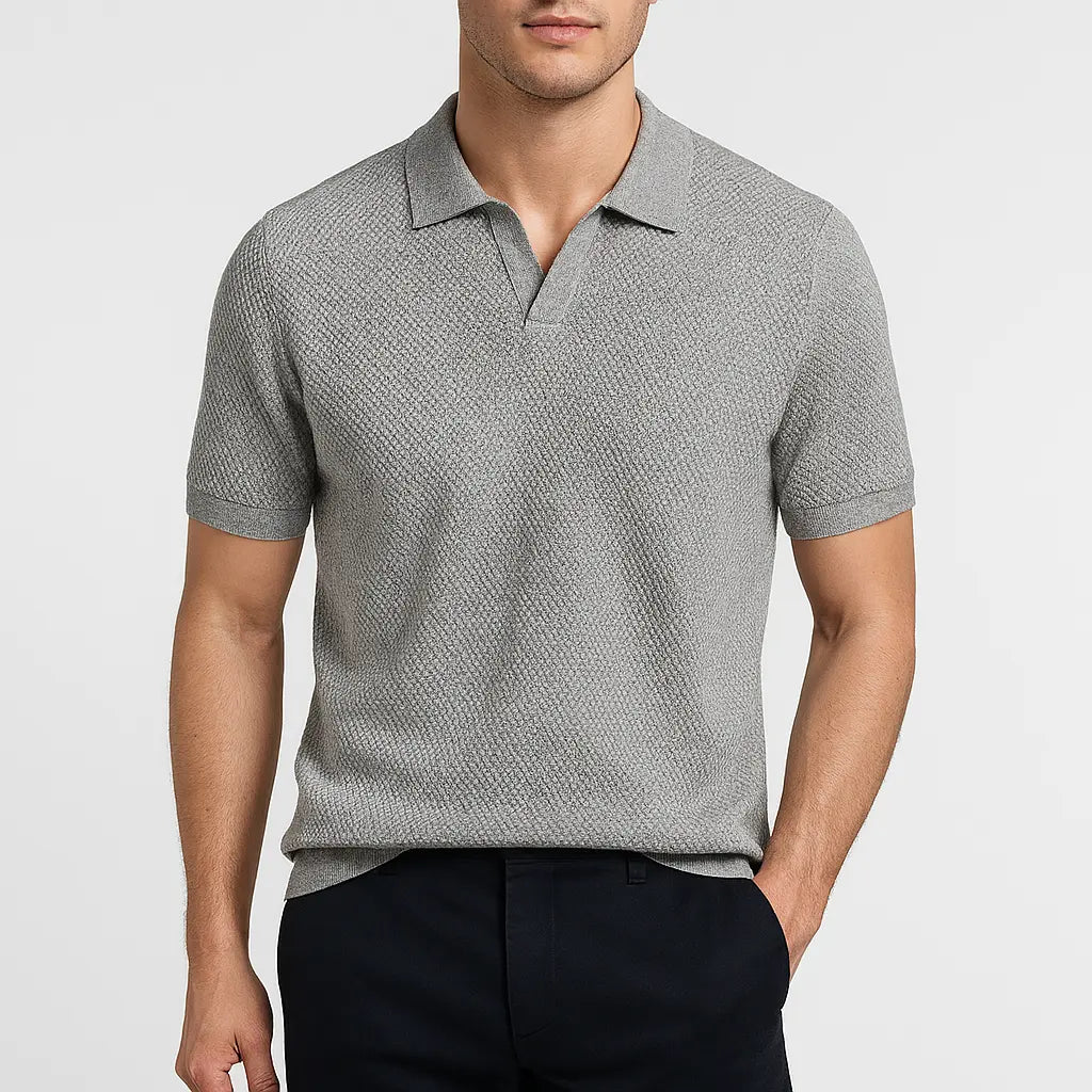 Strikket Poloshirt Til Mænd Med V-Udskæring | Let Struktur For Komfort Og Stil 2