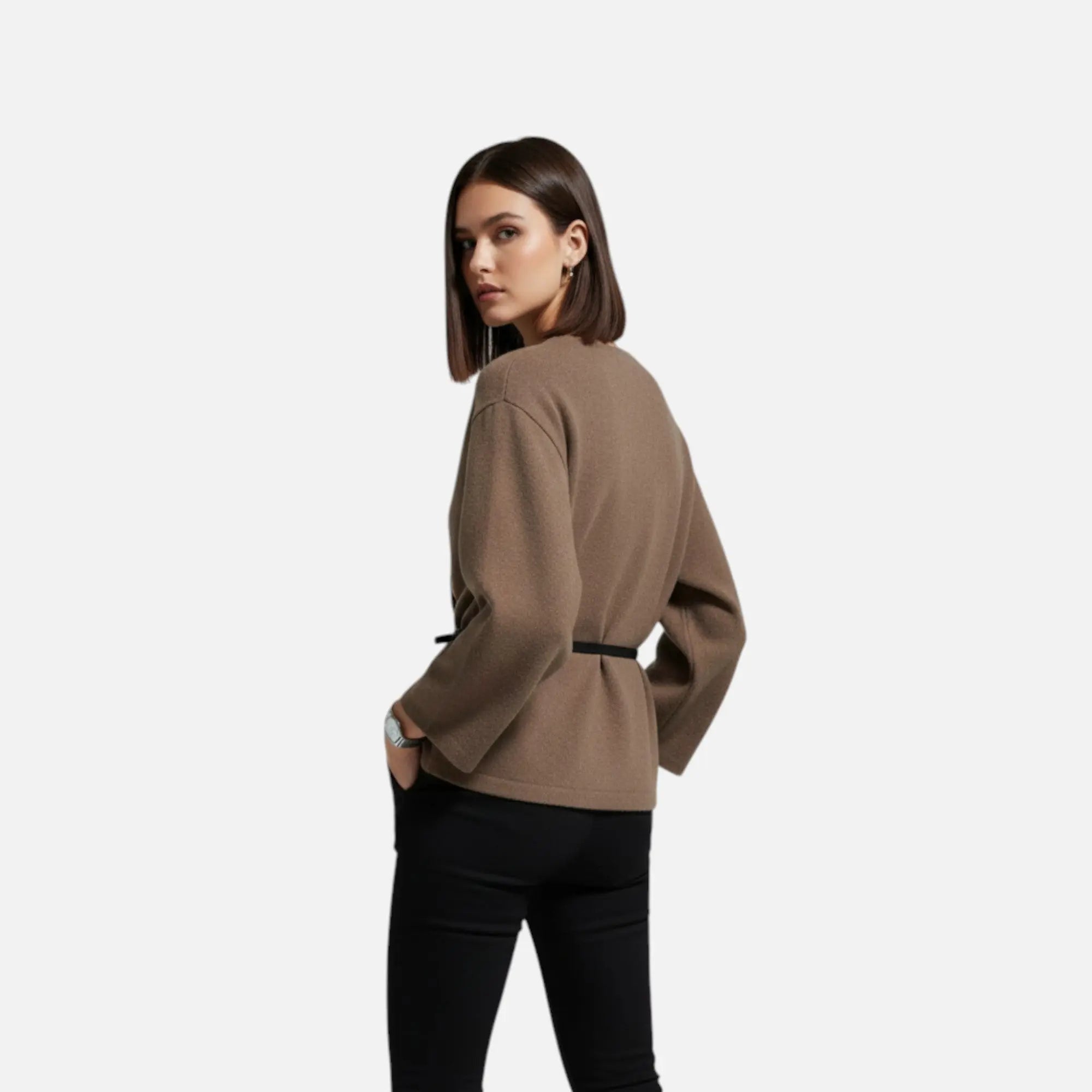 Liv | Elegant Wrap Sweater Dame med Bindebælte 2