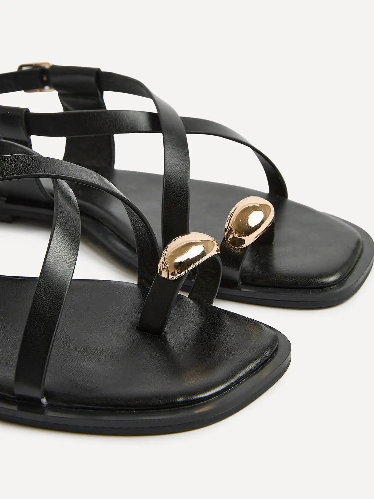 Mia | Flade Sandaler Dame med Krydsremme & Tåring Detalje | Komfortabel Fodseng til Sommerbrug 5