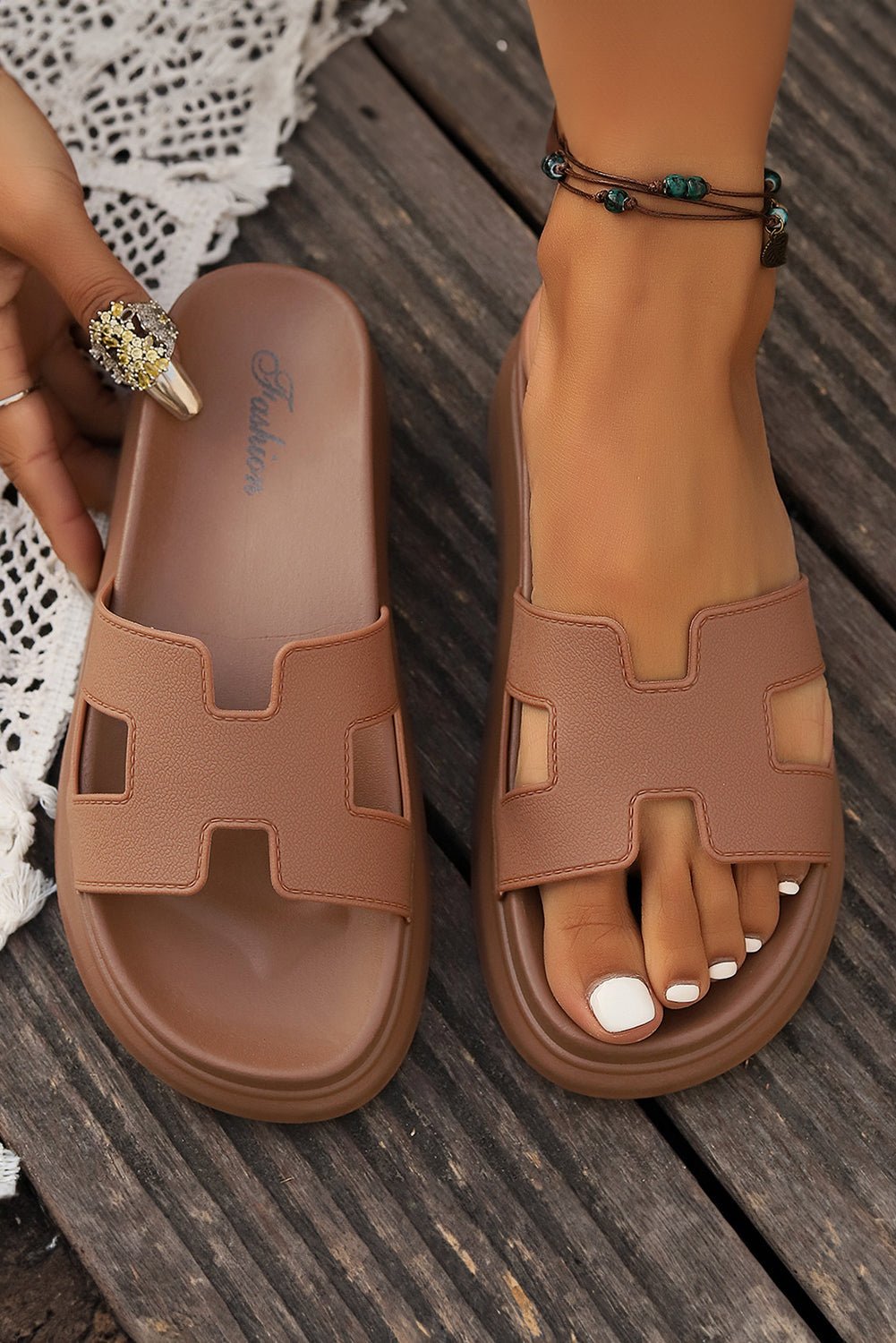 Alma Plateau Slides Dame – H-Rem med Cut-Out og Åben Tå