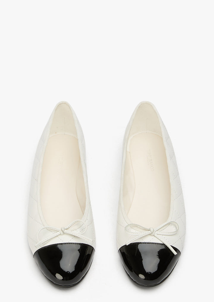 Ballet Flats Dame – Creme Quiltet Ballet Flats med Sløjfe