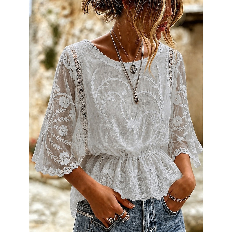 Broderet Bluse Dame – Blondebluse med Peplum og 3/4 Ærmer