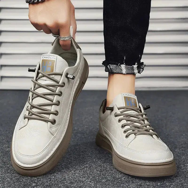 Sneakers til mænd hvid – Porteret set forfra – Til gåture og pendling