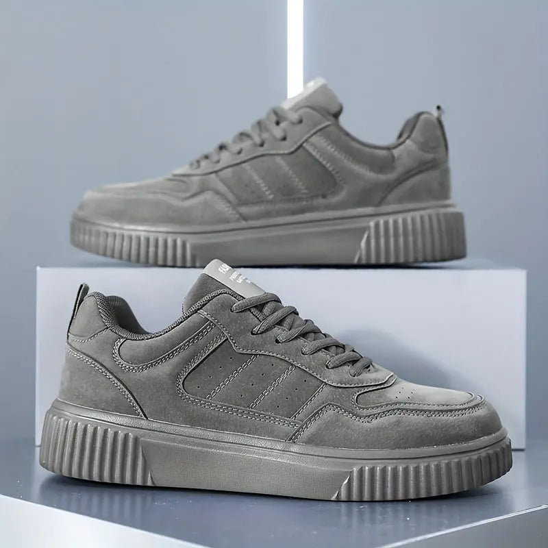 Sneakers til mænd i let og åndbart design til løb og hverdagsbrug