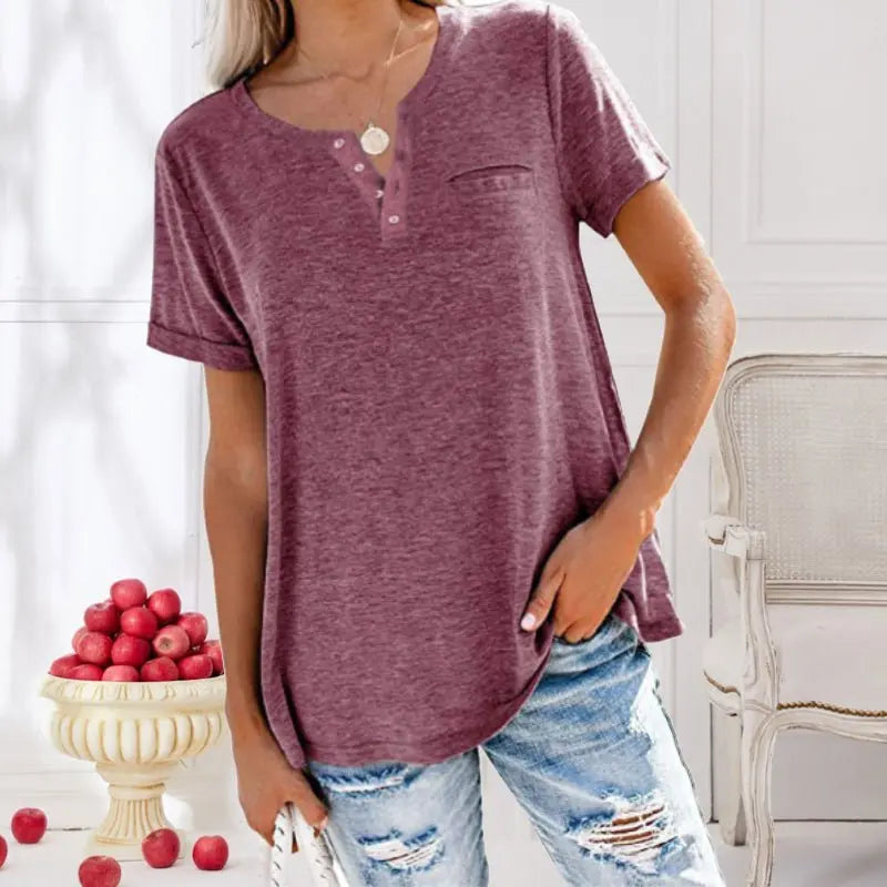 Astrid T-shirt Dame med Knaplukning – Brystlomme i Bomuld Panorla