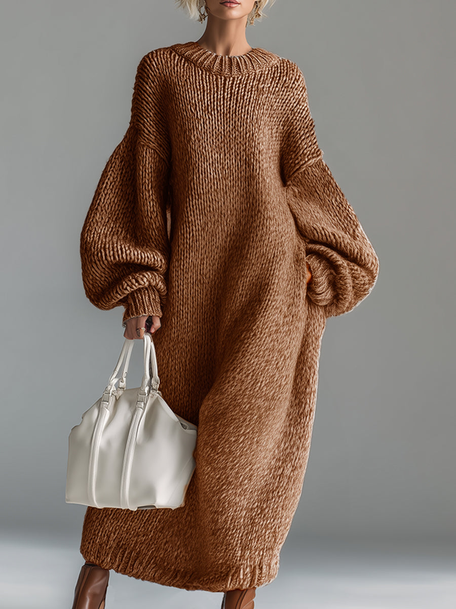 Nadia Oversized Strikkjole Dame – Lang Maxi med Rund Hals