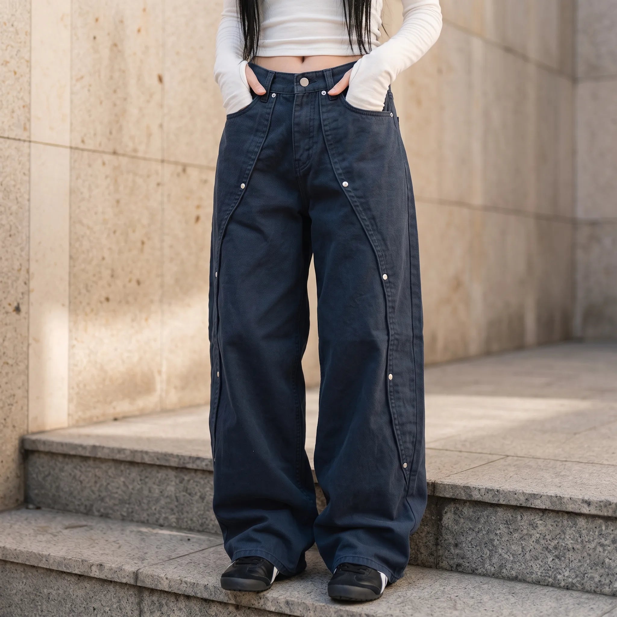 Baggy Jeans Dame Vide Ben – Buede Sømme med Knapper, Mørkeblå
