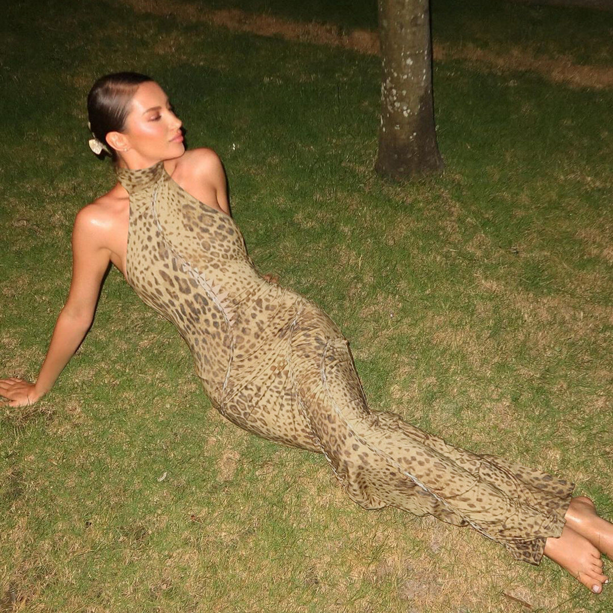 Leopard Maxikjole Dame Halterneck – Dyreprint