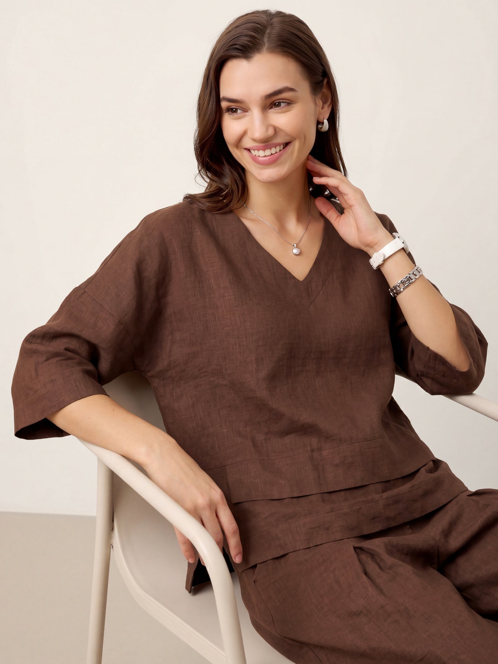 Viola Hørtop Dame – Drop Shoulder med Asymmetrisk Lag-kant