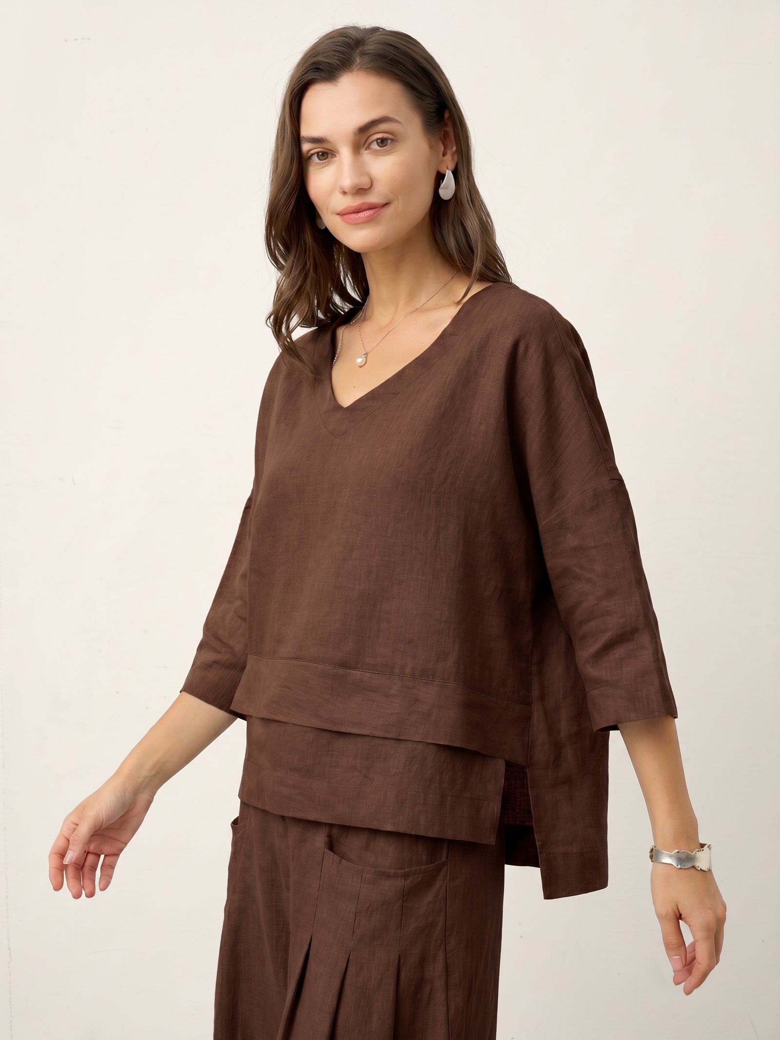 Viola Hørtop Dame – Drop Shoulder med Asymmetrisk Lag-kant