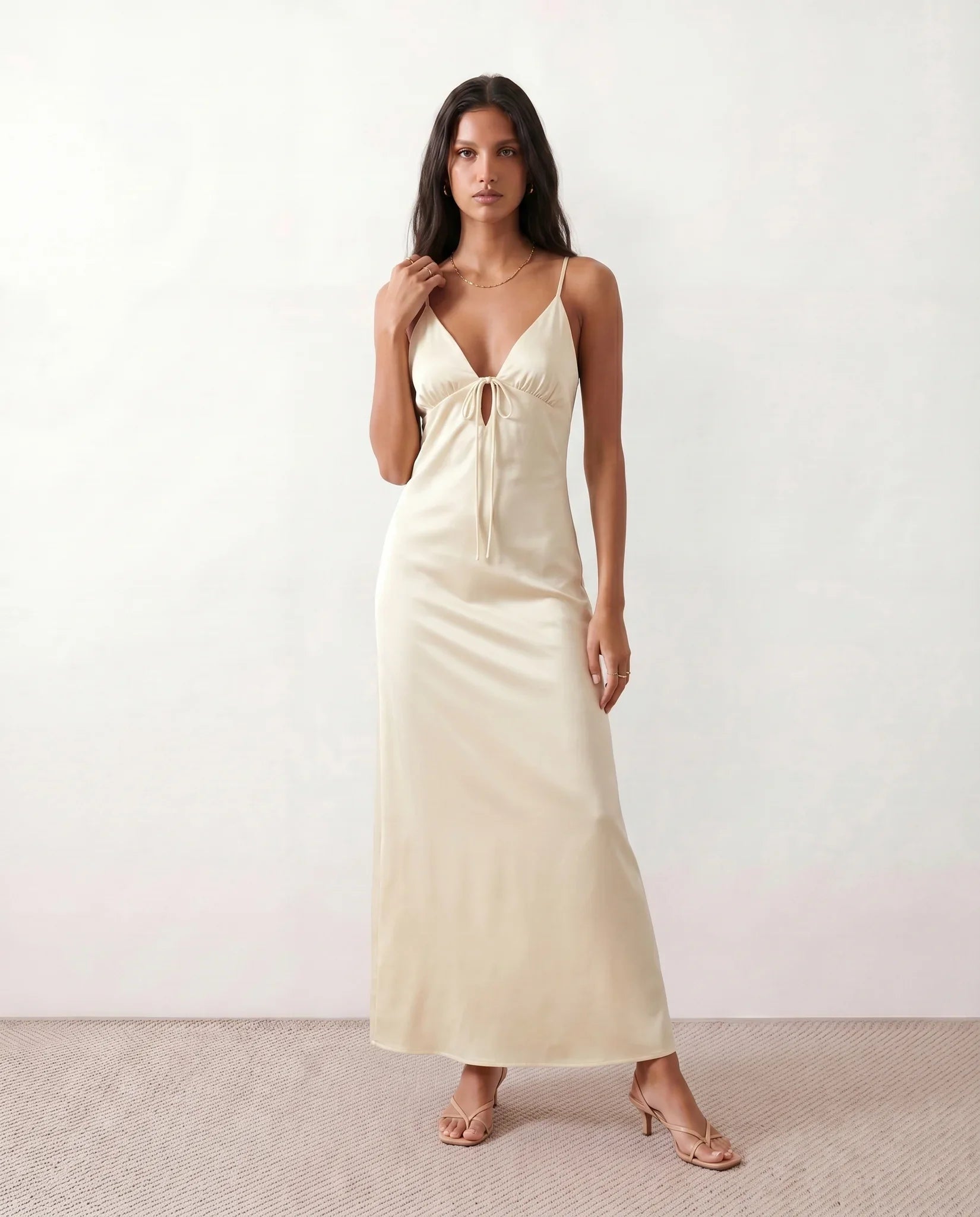 Satin Slip Maxikjole Dame – V-hals Festkjole