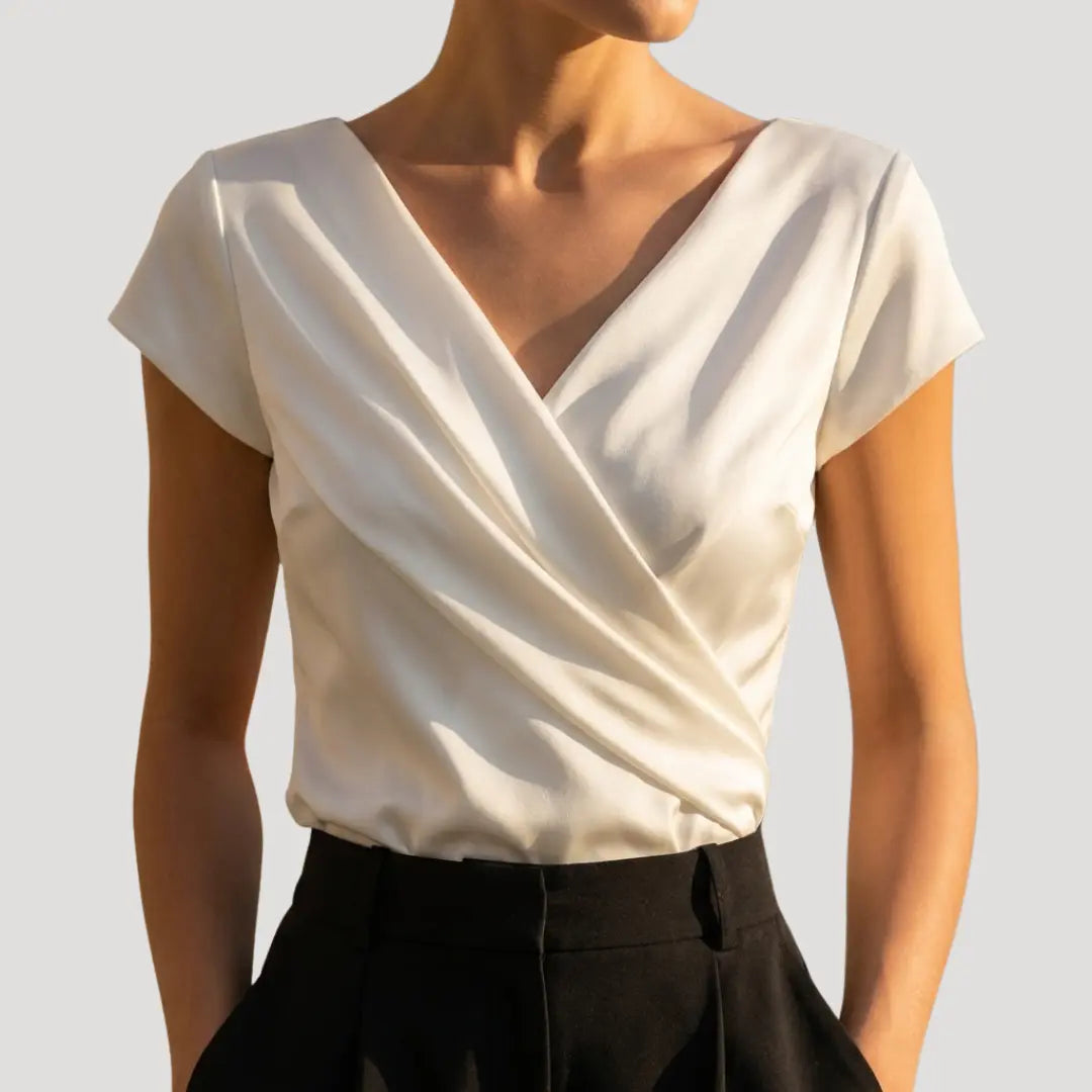 Elegant Slåom-Bluse til Kvinder med Draperet Design | Feminin V-Udskæring til Hverdag og Aften 1