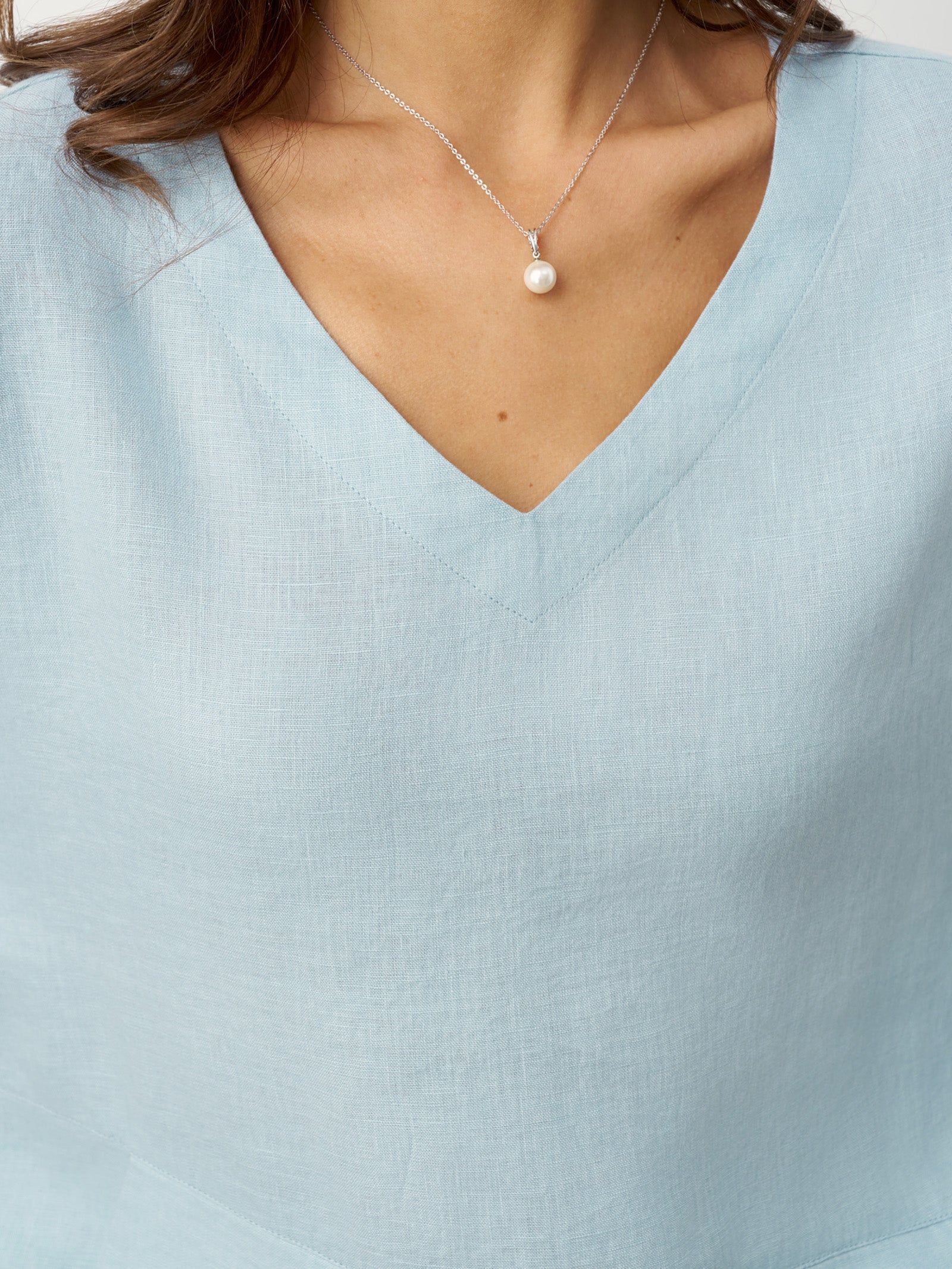Viola Hørtop Dame – Drop Shoulder med Asymmetrisk Lag-kant