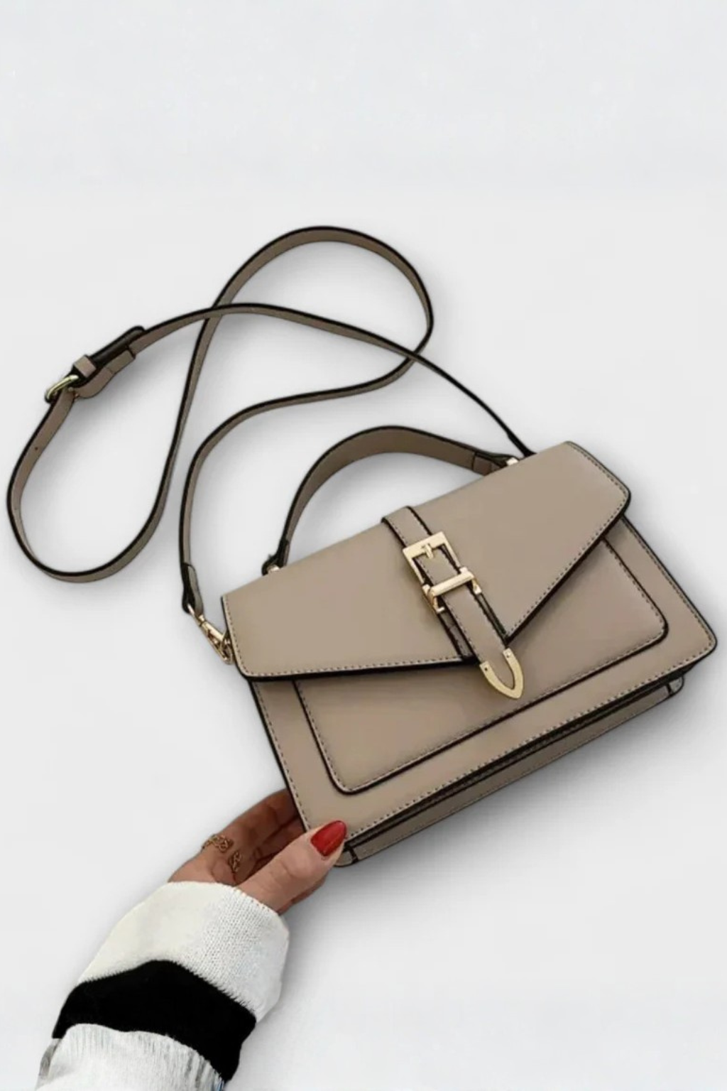 Elegant Crossbody Taske Dame med Struktureret Design & Guldfarvet Spænde for Stilfuld Hverdag 4