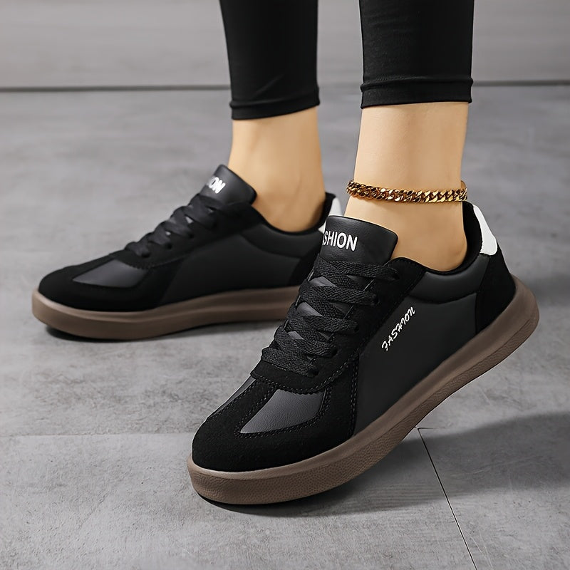 Sneakers Dame – Bløde Low-Top Snøresneakers med Rund Tå