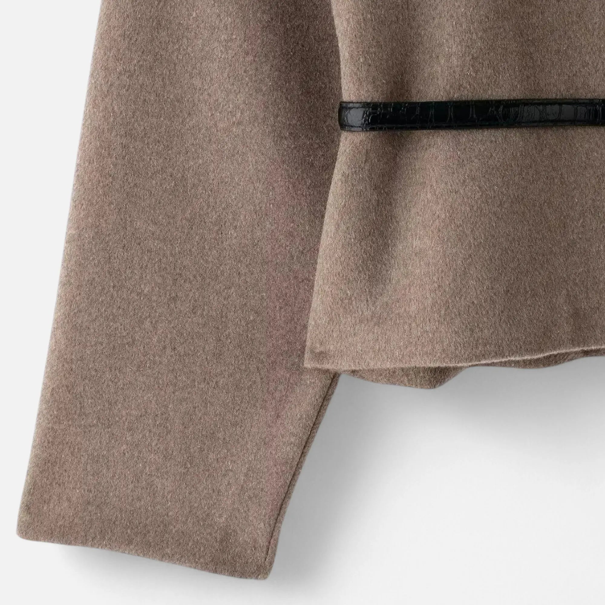 Liv | Elegant Wrap Sweater Dame med Bindebælte 5