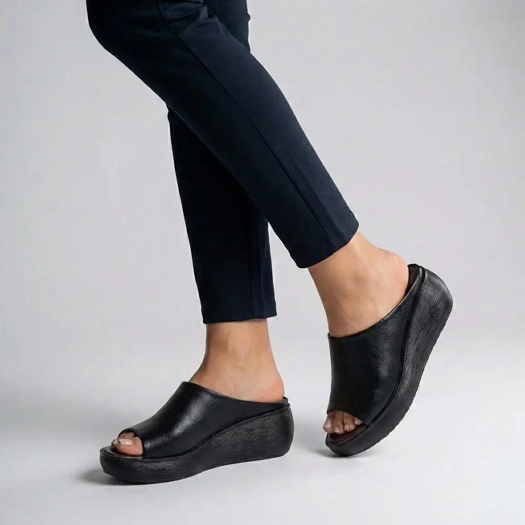 Rosie | Sandaler Dame med Ergonomisk Fodseng og Platformsål | Slip-On Design for Komfort og Stil 1