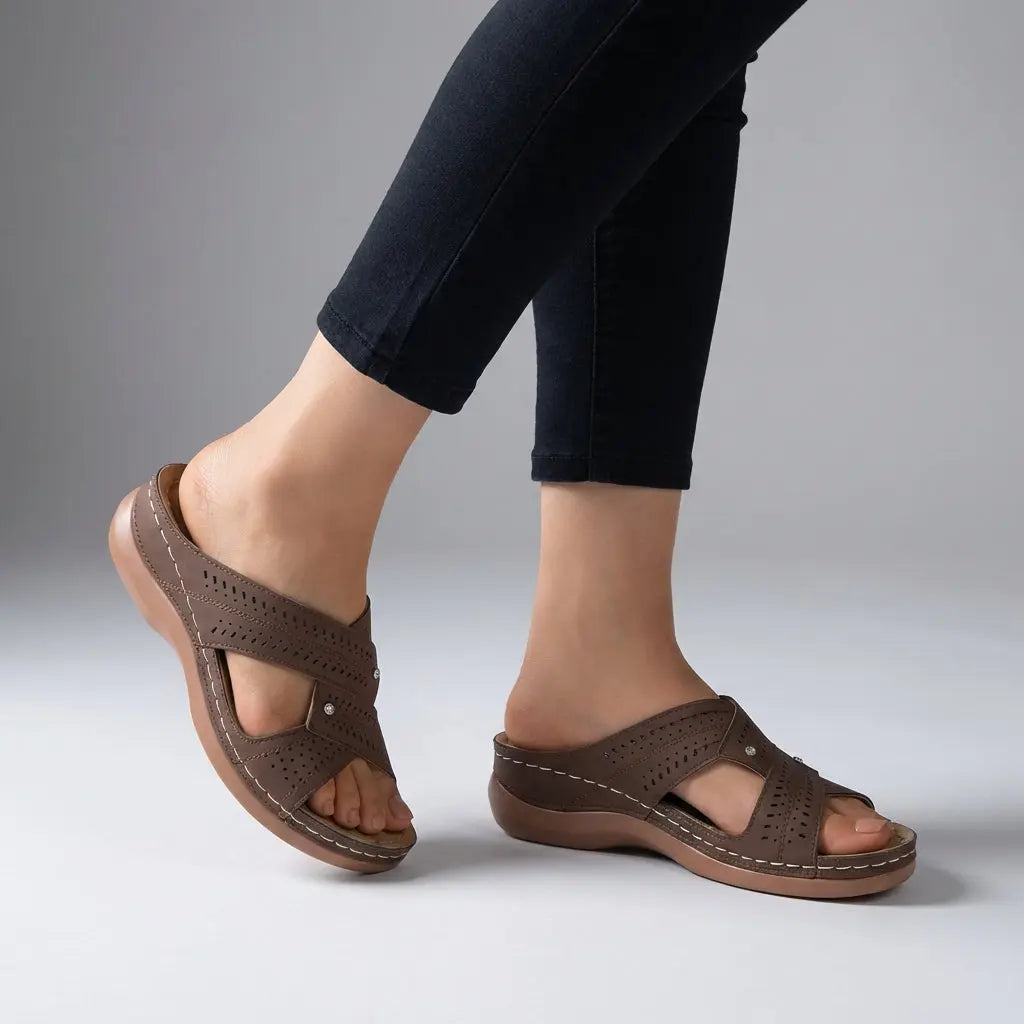 Ortopædiske Sandaler Dame | Kilehæls Design med T-rem & Rhinsten | Elegant Komfort til Sommerbrug 4
