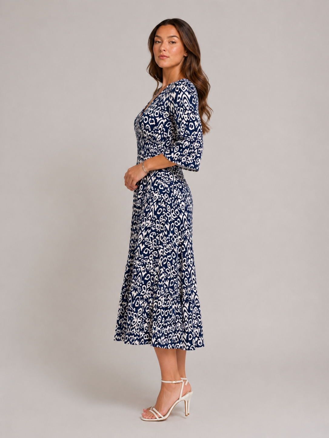 Boho Maxikjole Dame – V-Hals med Grafisk Print og Korte Ærmer