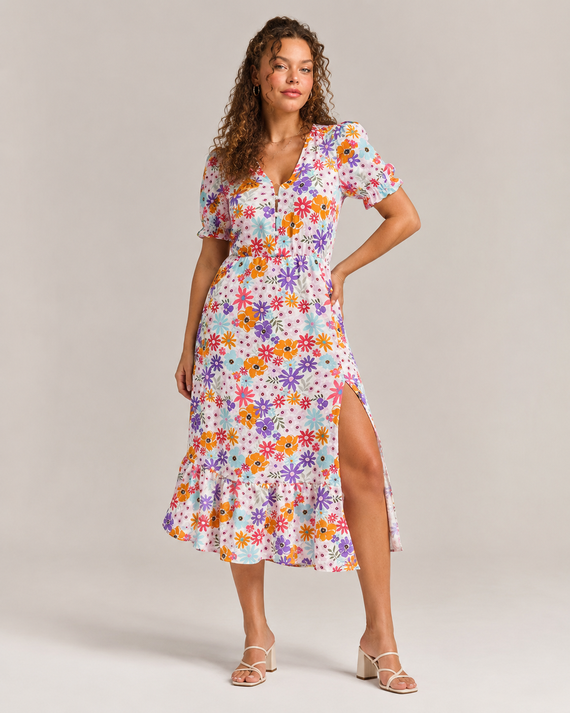 Blomstret Maxikjole Dame – V-Hals med Knapper Fortil