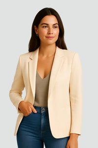 Elise Lang Blazer Dame – Taljesnit med Klapkrave og Klaplommer