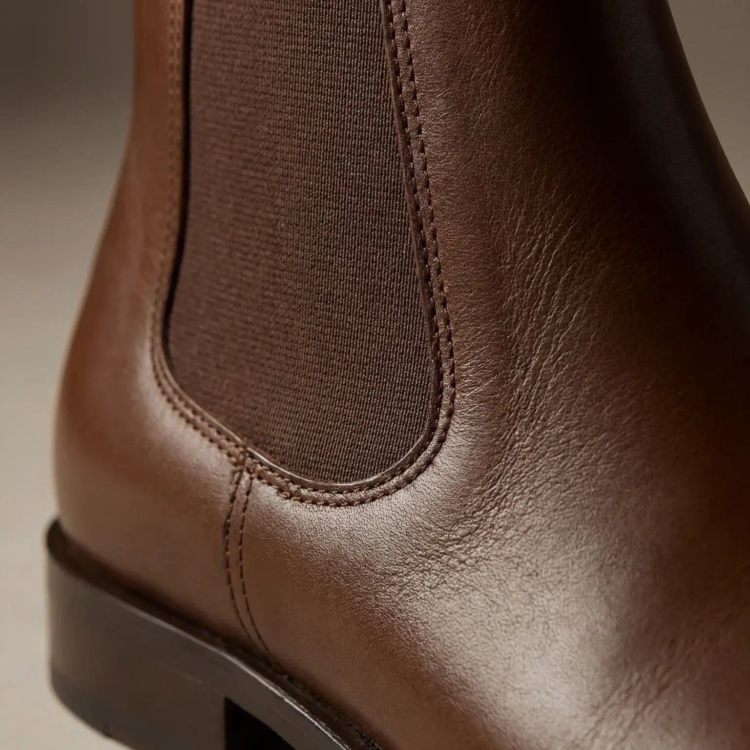 Men's Chelsea Boots Genuine Leather Low Heel Chelsea Slip-on Boots
