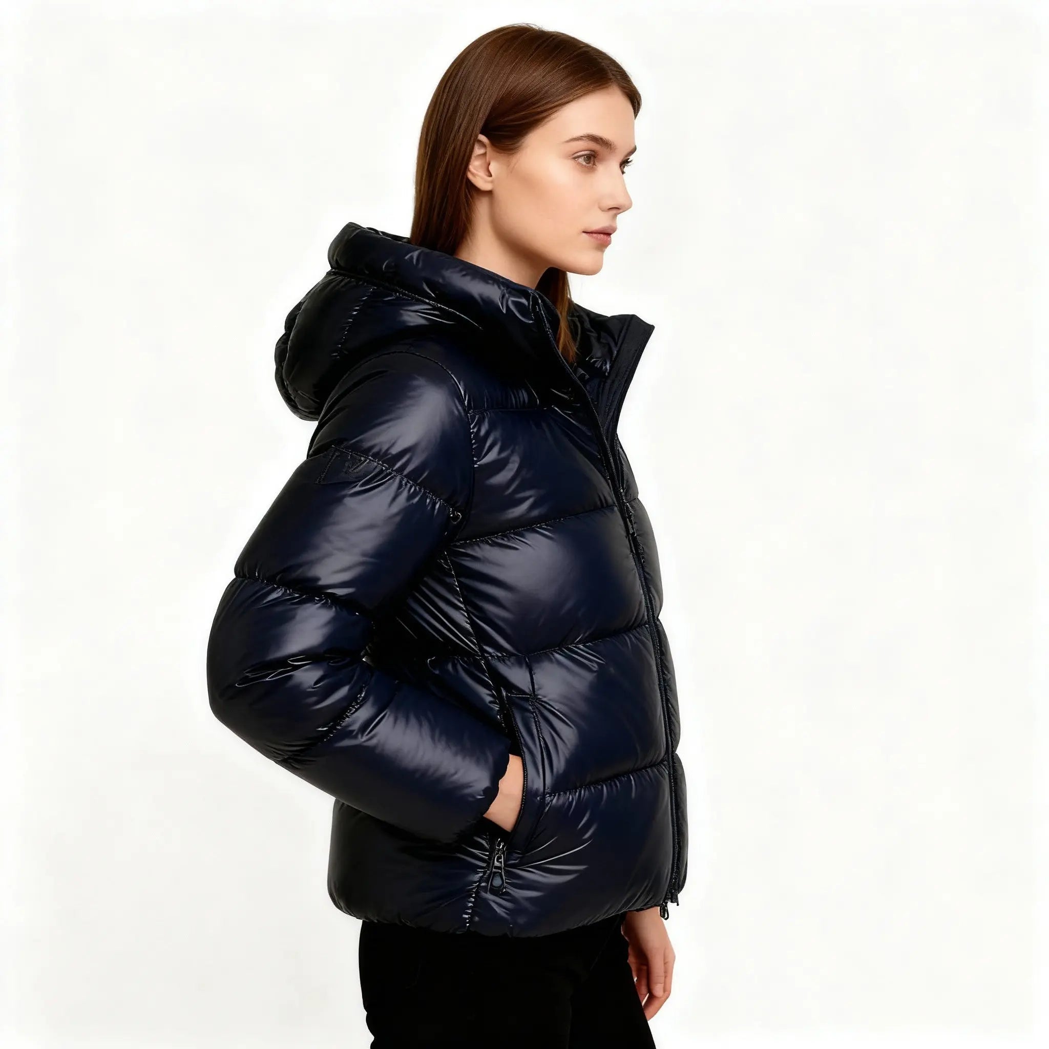 Let Puffer Jakke Dame med Hætte og Isolerende Fyld | Komfortabel Vinterjakke til Koldt Vejr 2