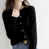Gisela Kashmir Cardigan Dame – Strik med Knapper og Rund Hals