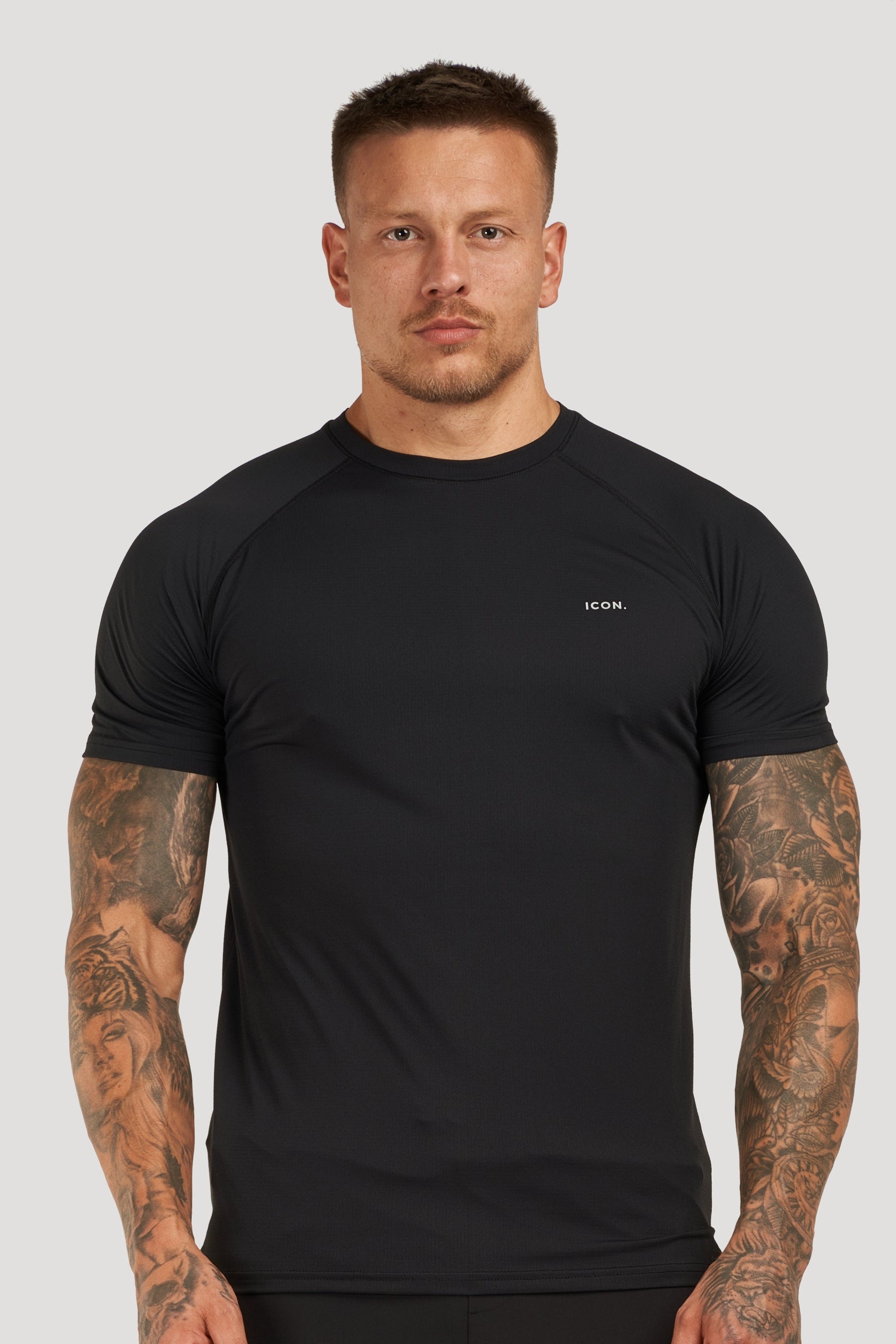 ICON Active - Slim Fit T-Shirt med Hurtig Tørring og SILVERPLUS® Teknologi 1