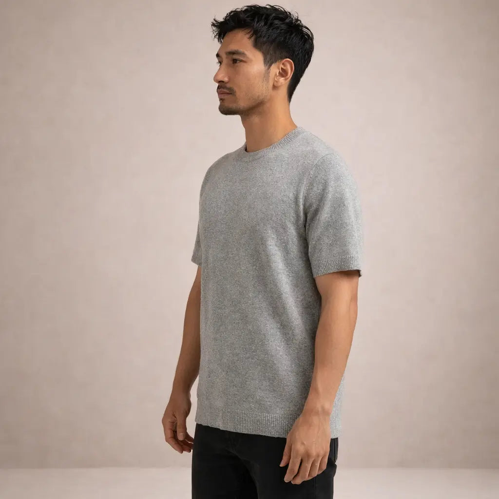 Luca | T-Shirt til Mænd med Korte Ærmer i Finstrikket Stof | Komfortabel og Stilfuld til Hverdagsbrug 4