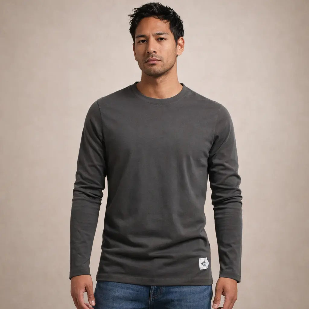 Langærmet T Shirt Herre | Minimalistisk Design med Komfortabel Pasform | Ideel til Hverdagsbrug 16
