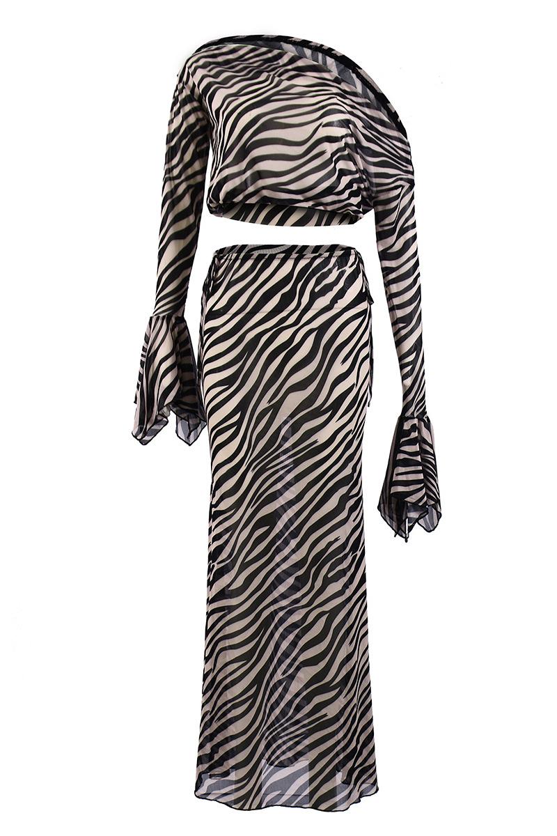 Zebraprint Mesh Sæt Dame – Cowl-Hals Croptop og Maxinederdel, Bell-Ærmer
