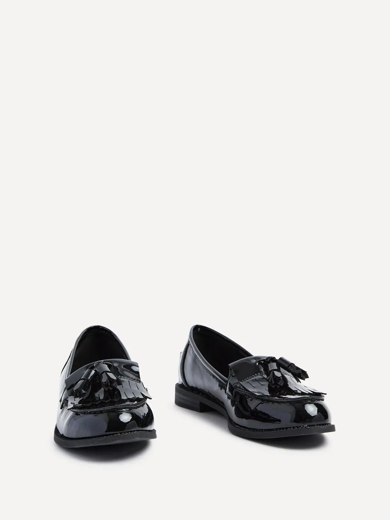 Elegant Slip-On Loafers til Dame med Kvast Detalje | Komfortable Hverdagsko i Sort Lak Finish 3