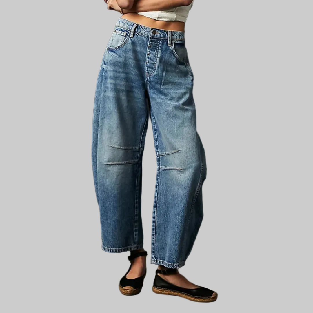 Nanna | Barrel Leg Jeans for Women with Curved Design | Soft Denim for Casual Comfort 6