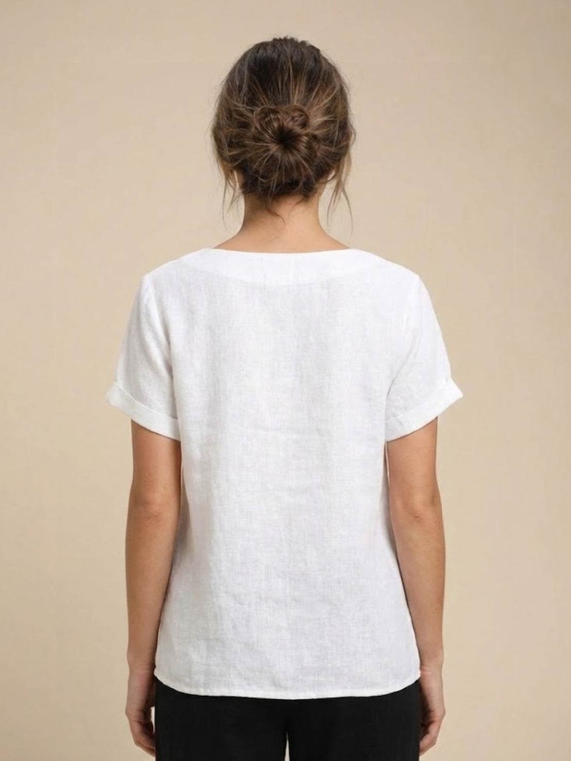 Linned Top Dame med Knapper – Løs Bluse med Korte Ærmer