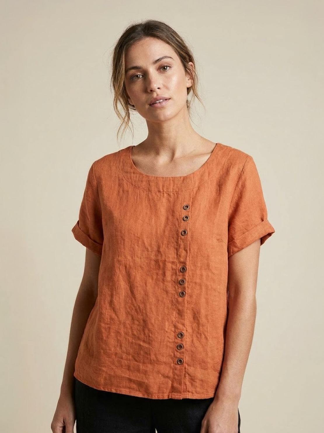 Linned Top Dame med Knapper – Løs Bluse med Korte Ærmer