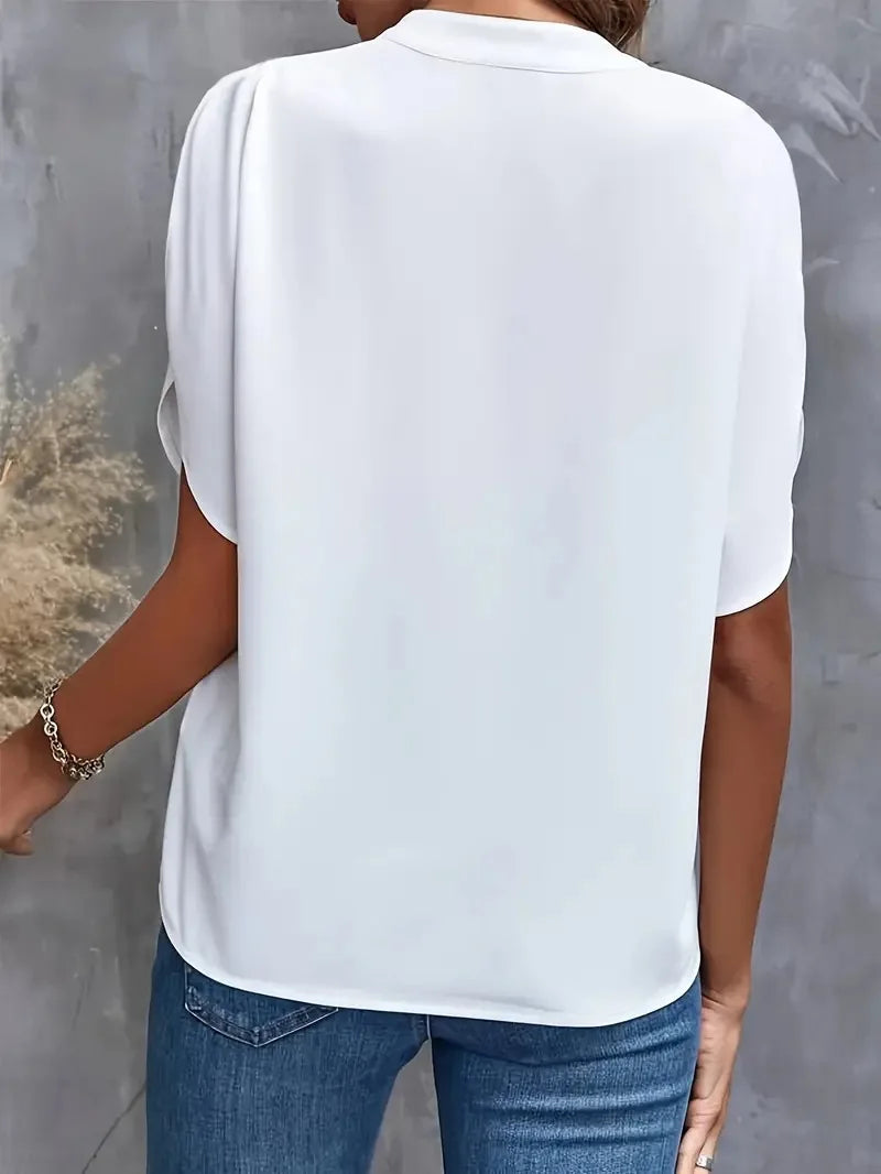 Elegant V-Hals Bluse til Dame i 100% Viskose med Flydende Silhuet | Alsidig Top til Hverdag og Kontor 2