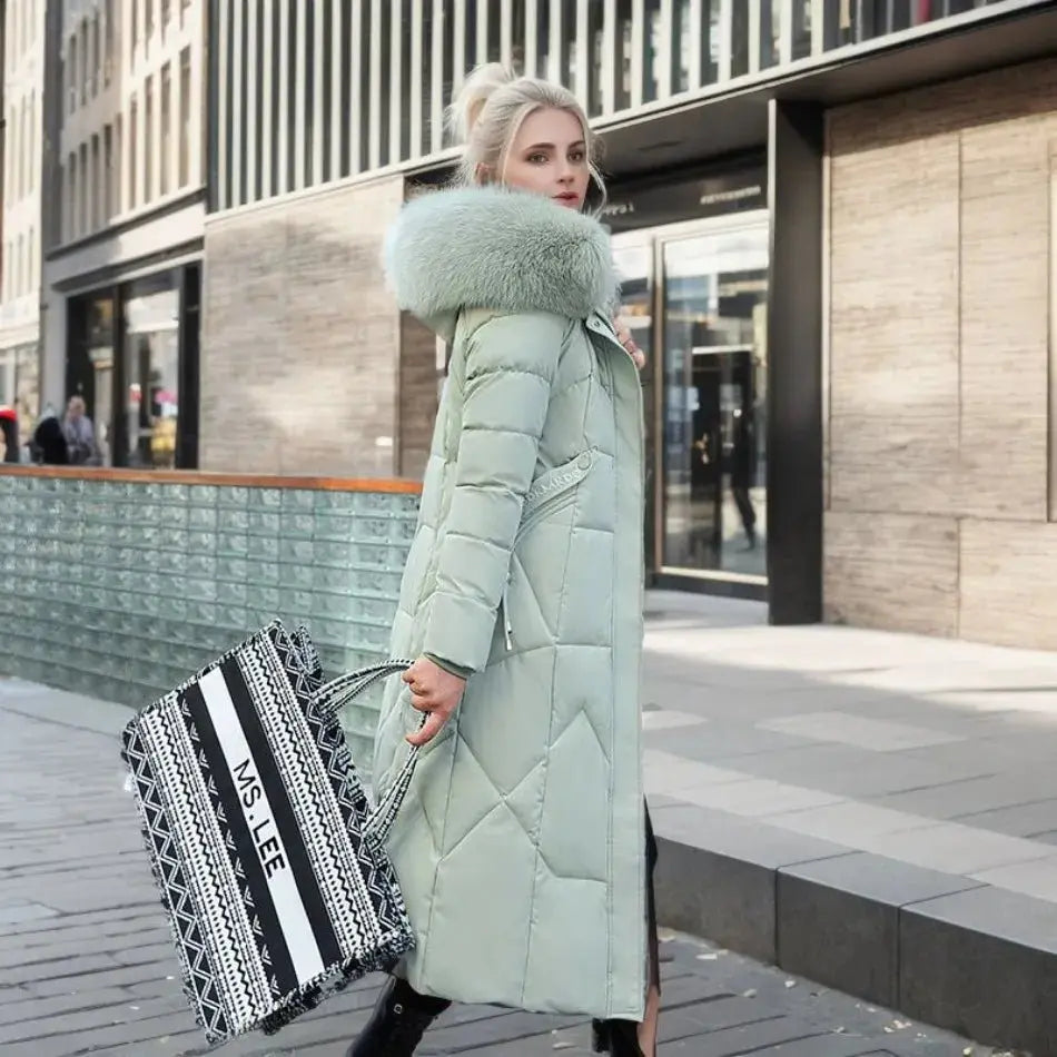 Alma | Ekstra Lang Vandafvisende Dame Vinterjakke med Isolering