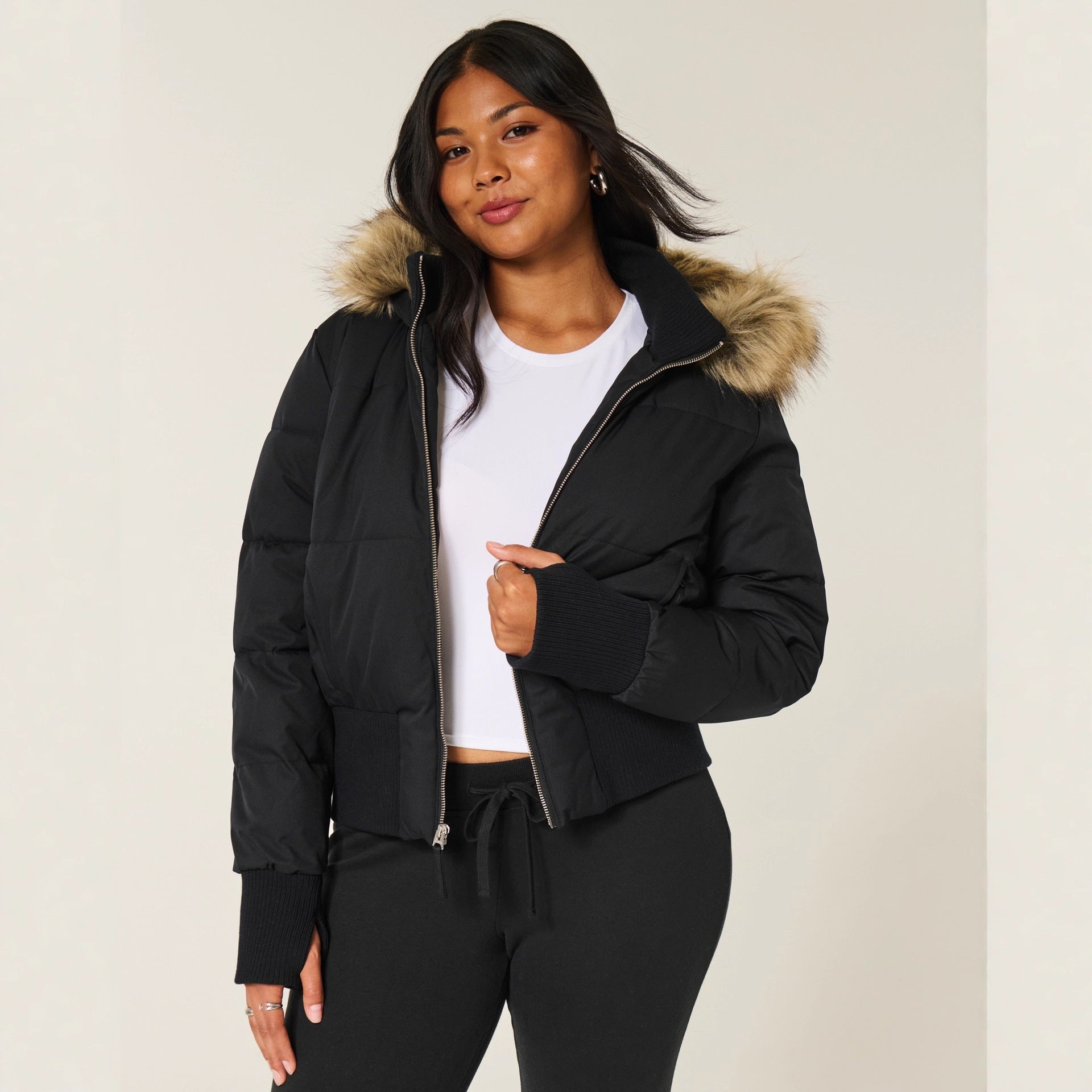 Women's Cropped Puffer Jacket – Quilted, Removable Hood, Faux Fur